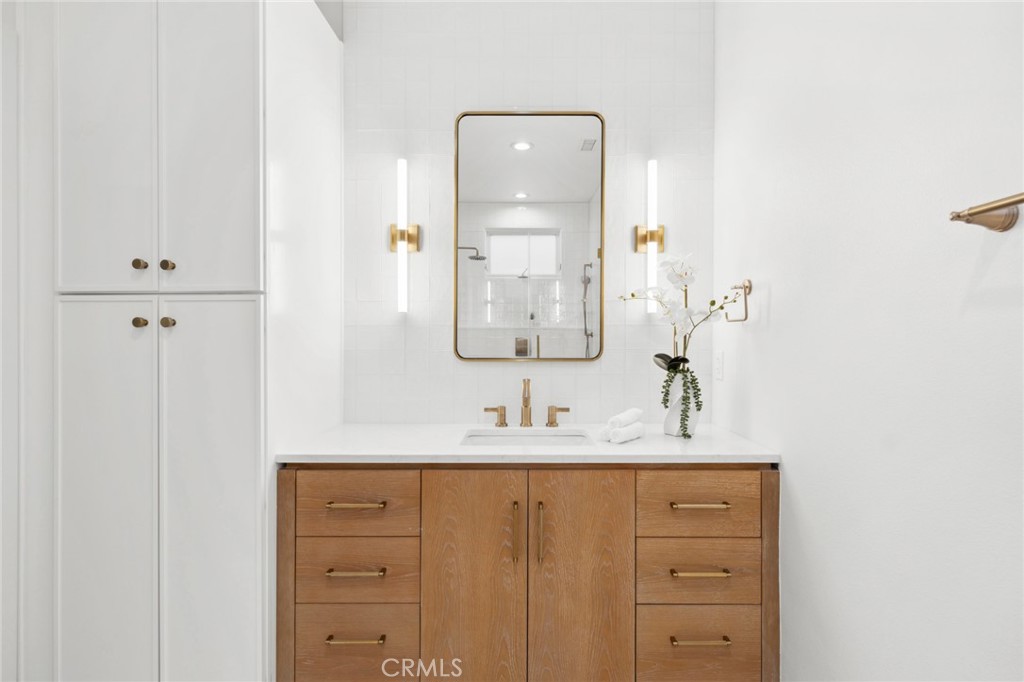 1824 Port Carlow Place