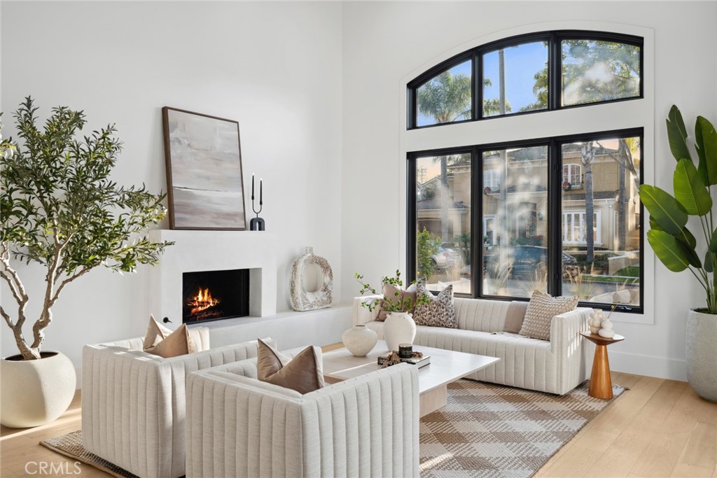 1824 Port Carlow Place