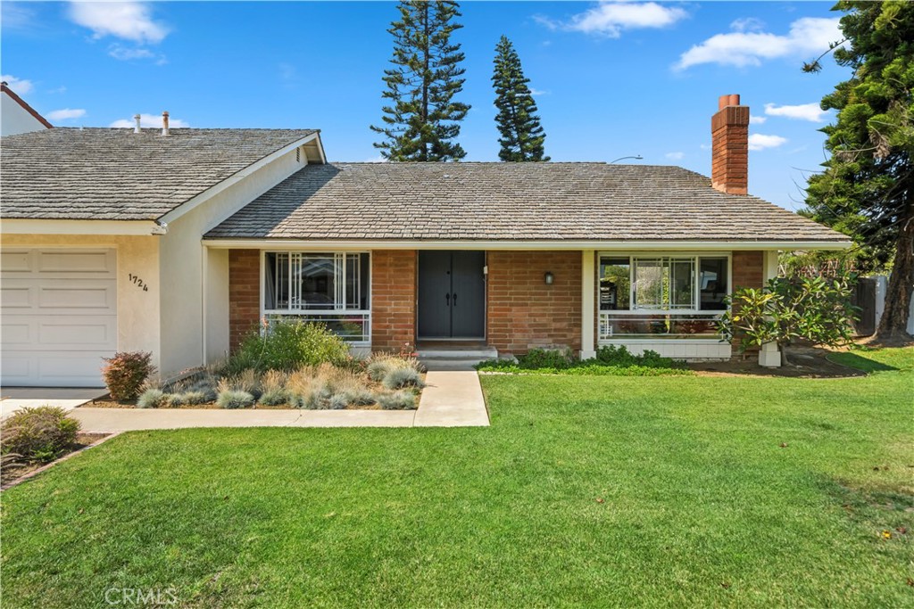 1724 Port Charles Place