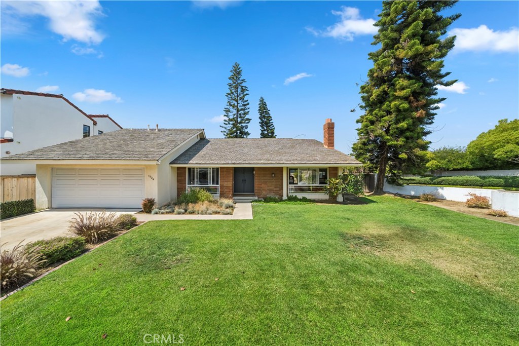 1724 Port Charles Place