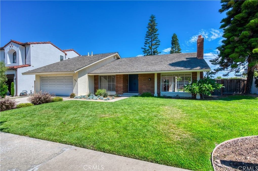 1724 Port Charles Place