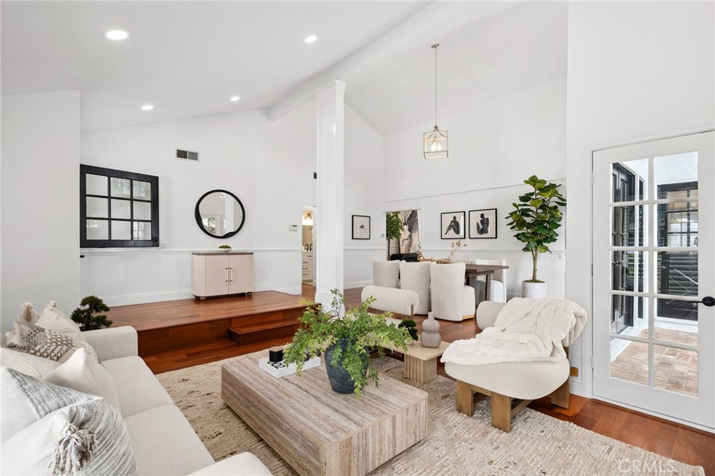 1866 Port Carlow Place