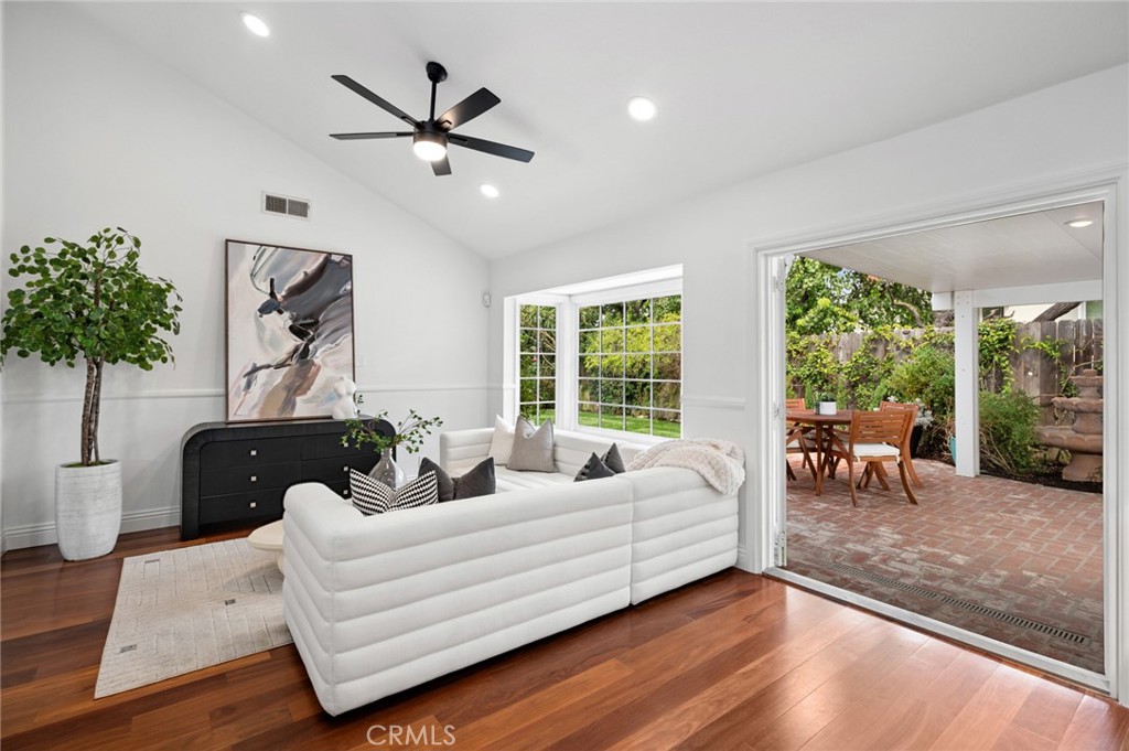 1866 Port Carlow Place