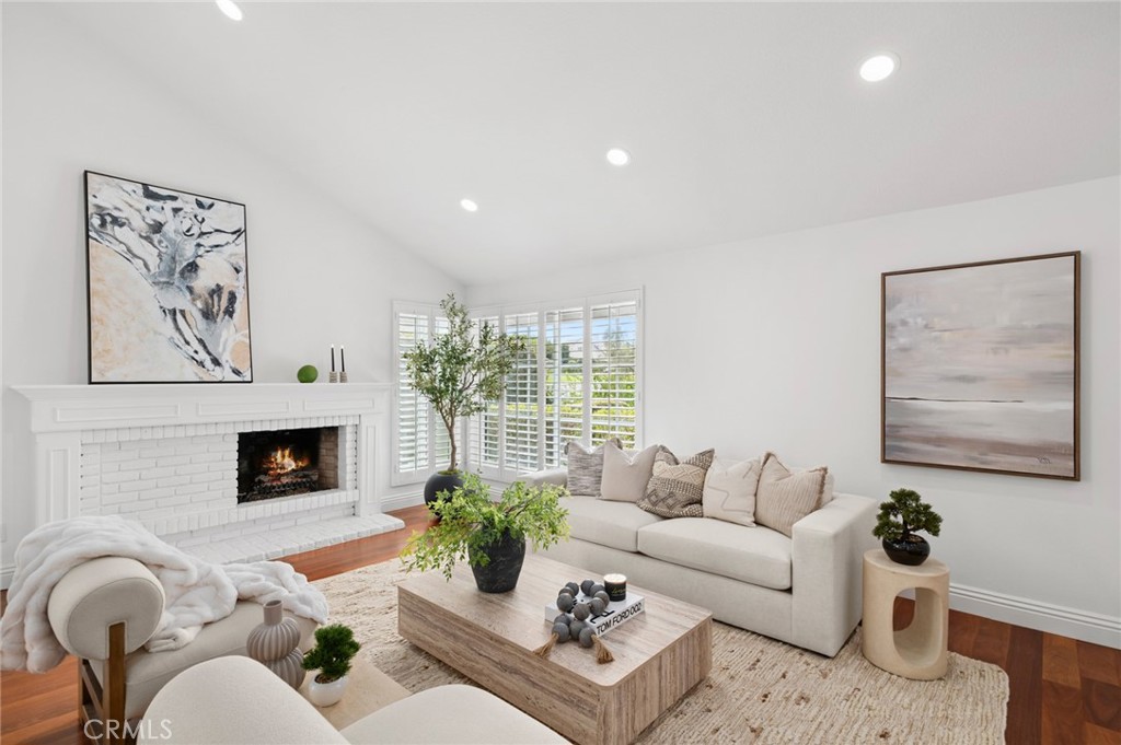 1866 Port Carlow Place