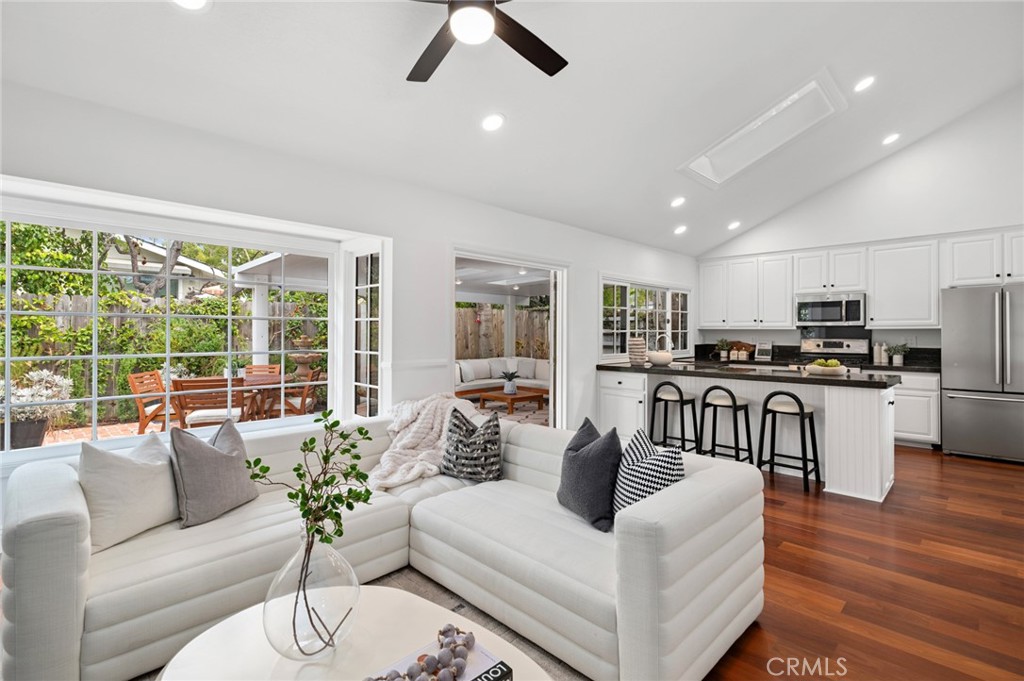 1866 Port Carlow Place