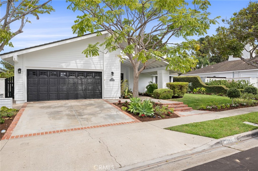 1866 Port Carlow Place
