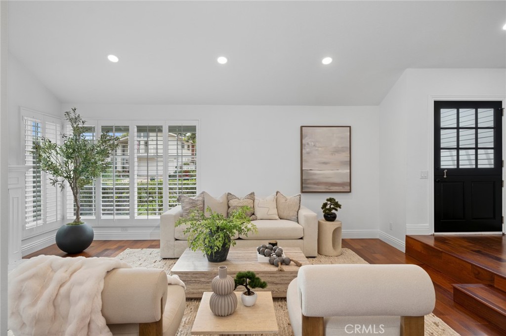 1866 Port Carlow Place