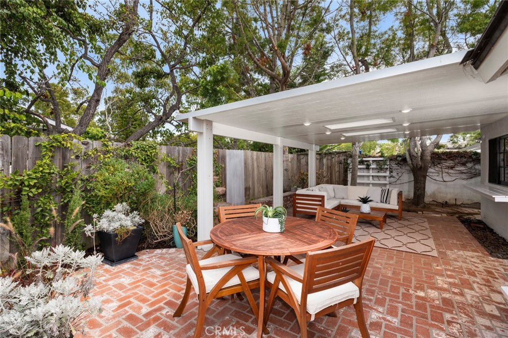 1866 Port Carlow Place