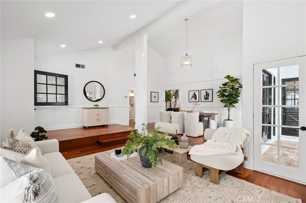 1866 Port Carlow Place