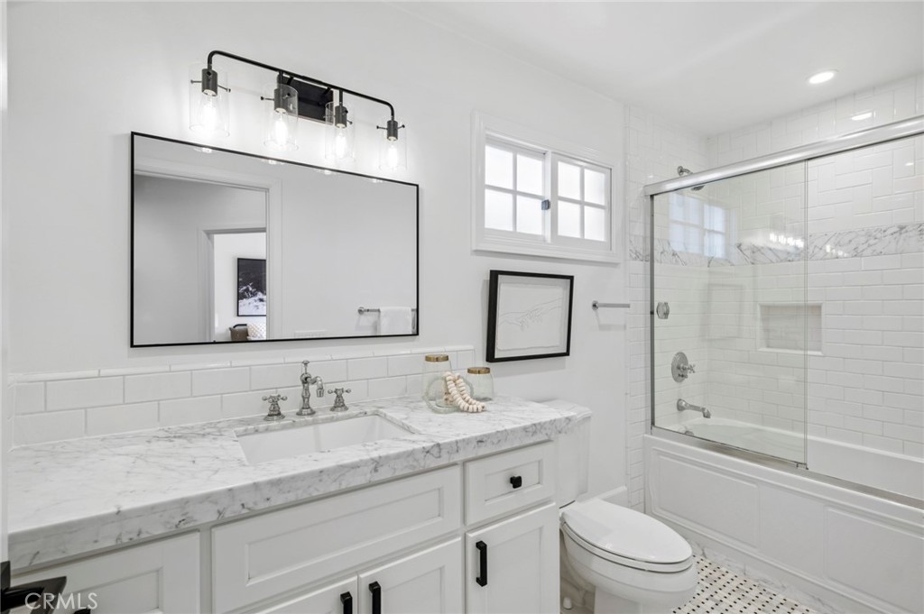 1845 1845 Port Westbourne