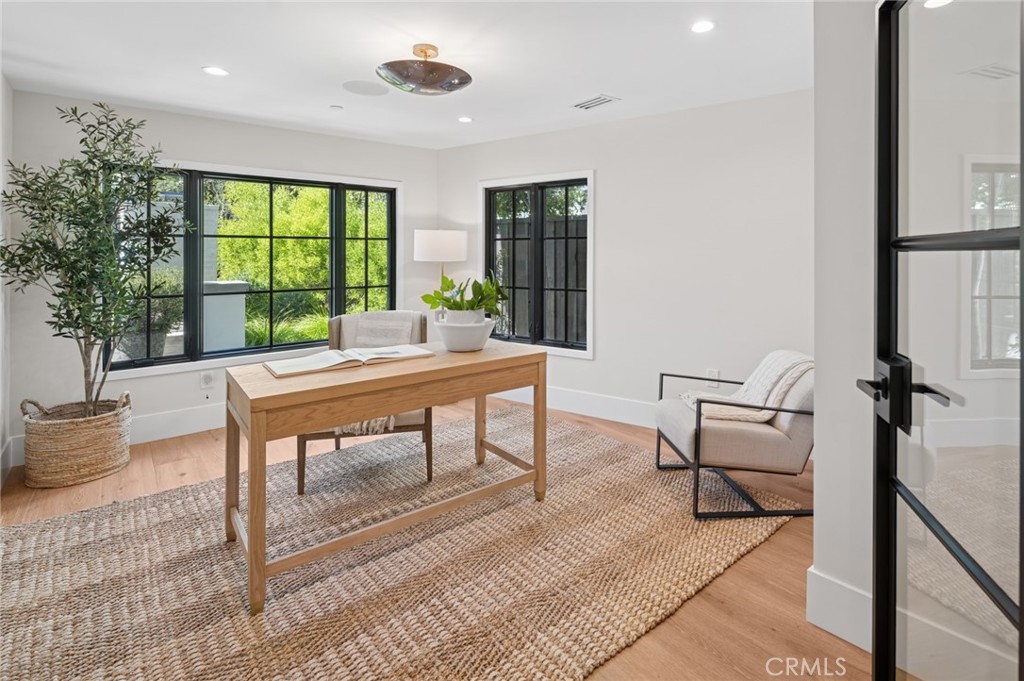 1963 Port Edward Place