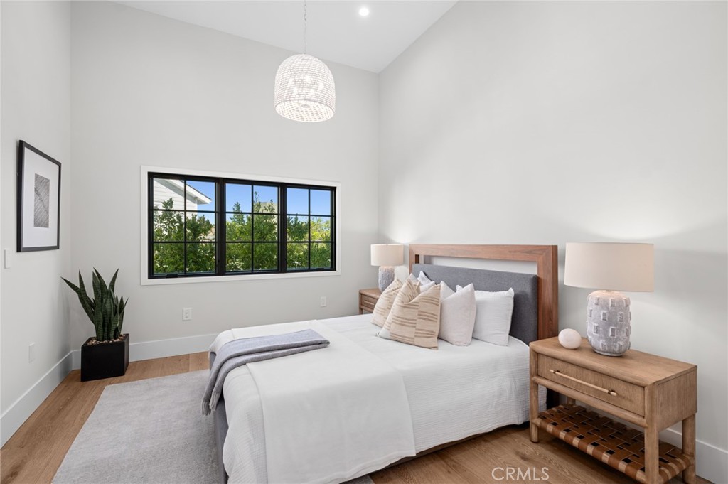 1963 Port Edward Place