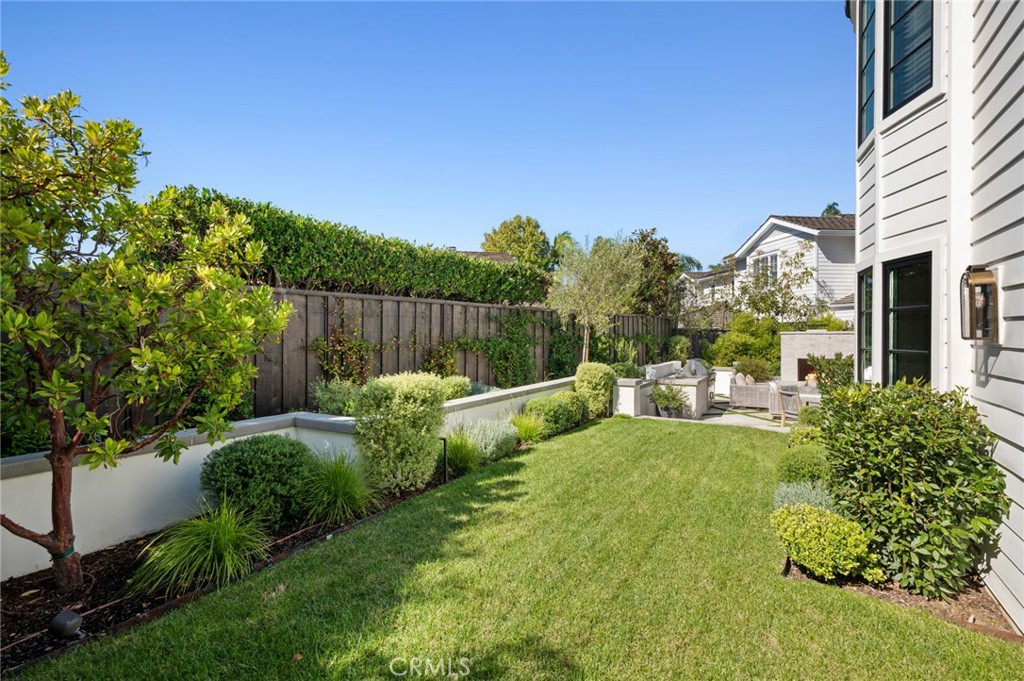 1963 Port Edward Place