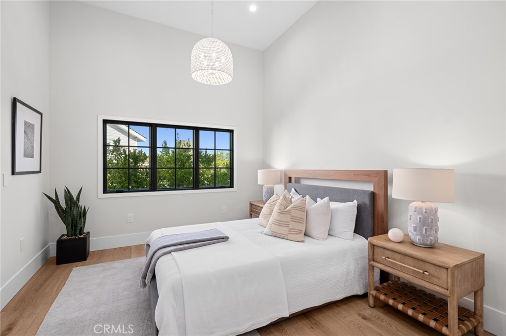 1963 Port Edward Place