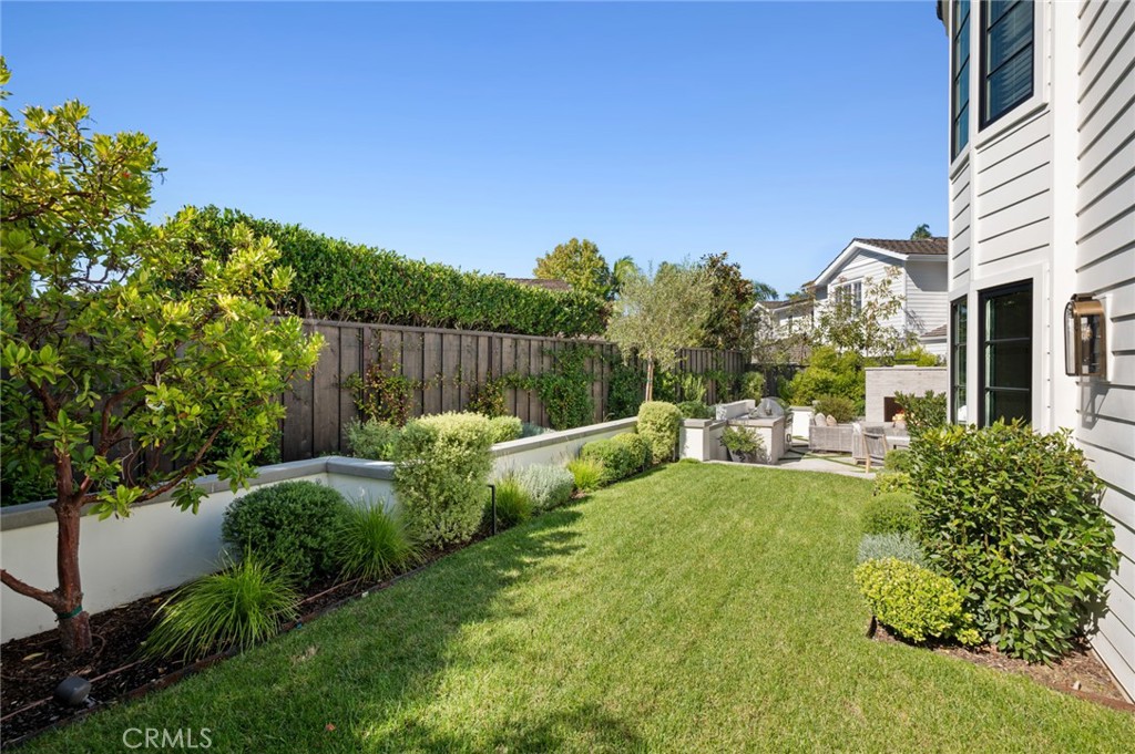 1963 Port Edward Place