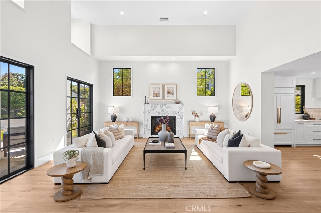 1963 Port Edward Place