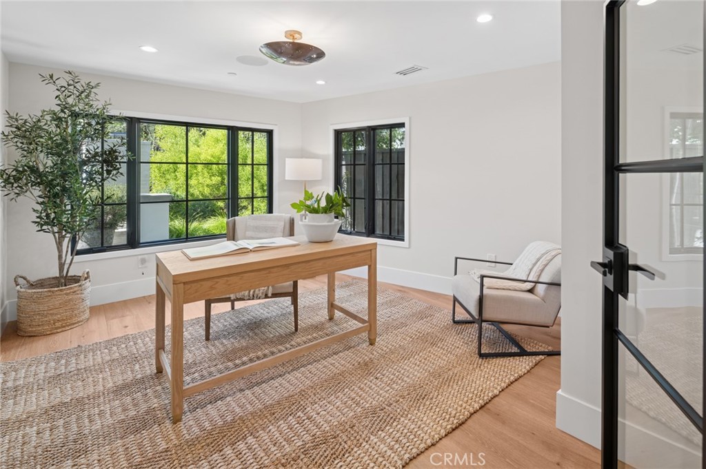 1963 Port Edward Place