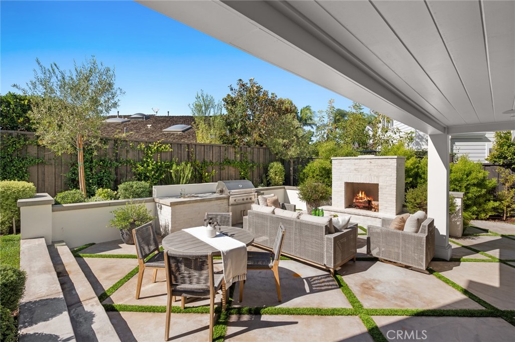 1963 Port Edward Place