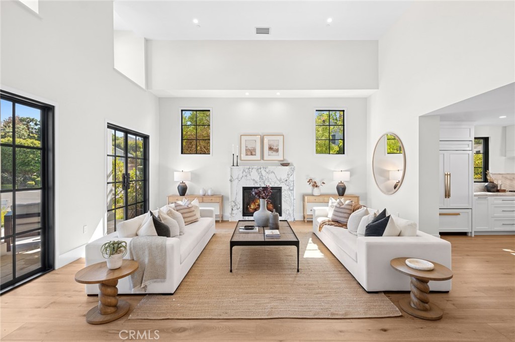 1963 Port Edward Place