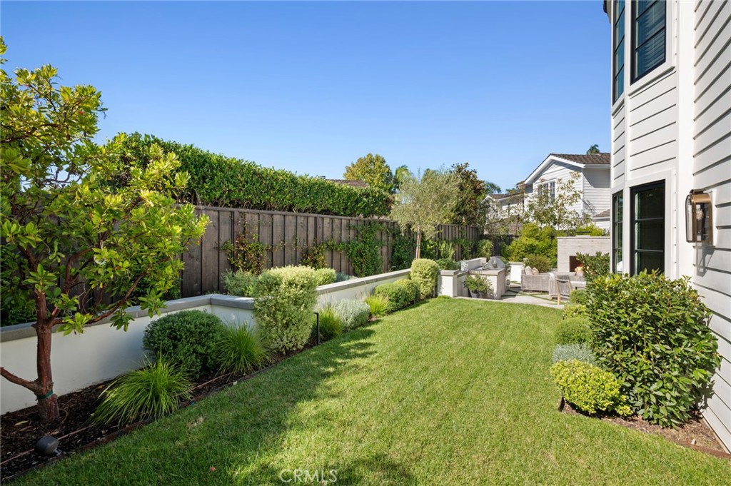 1963 Port Edward Place