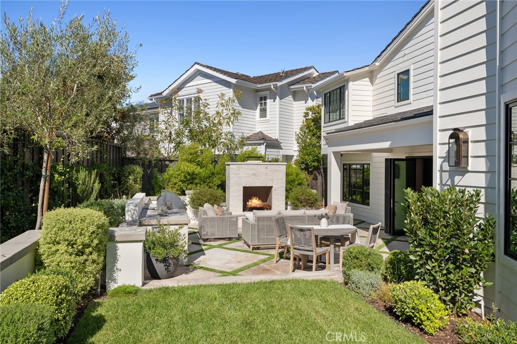 1963 Port Edward Place