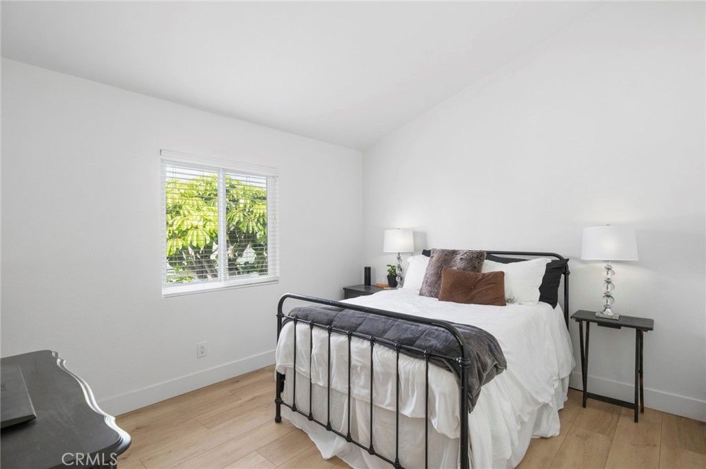 133 Cecil Place B