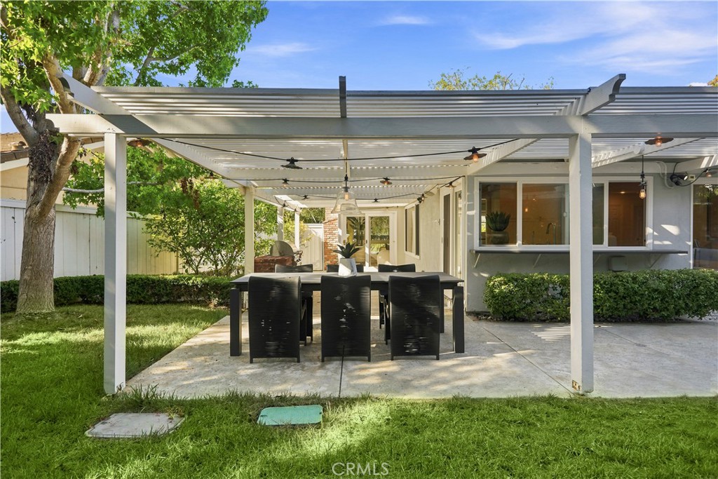1844 Newport Hills E