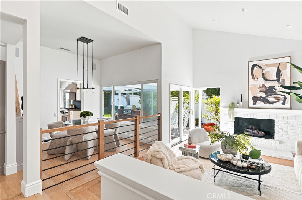 1844 Newport Hills E