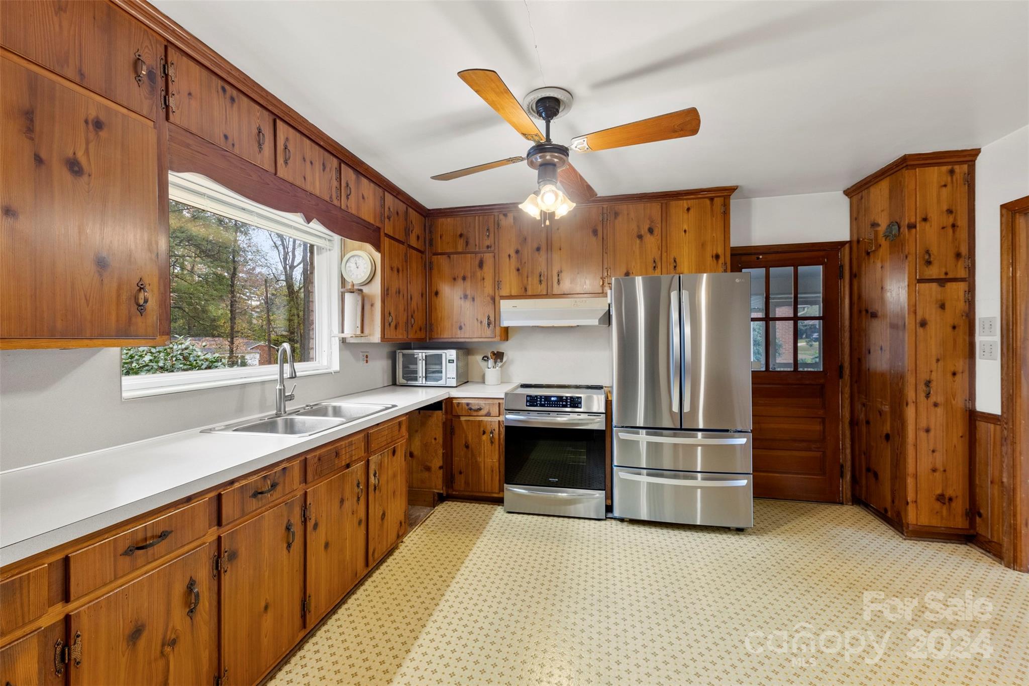 3321 Cornish Place