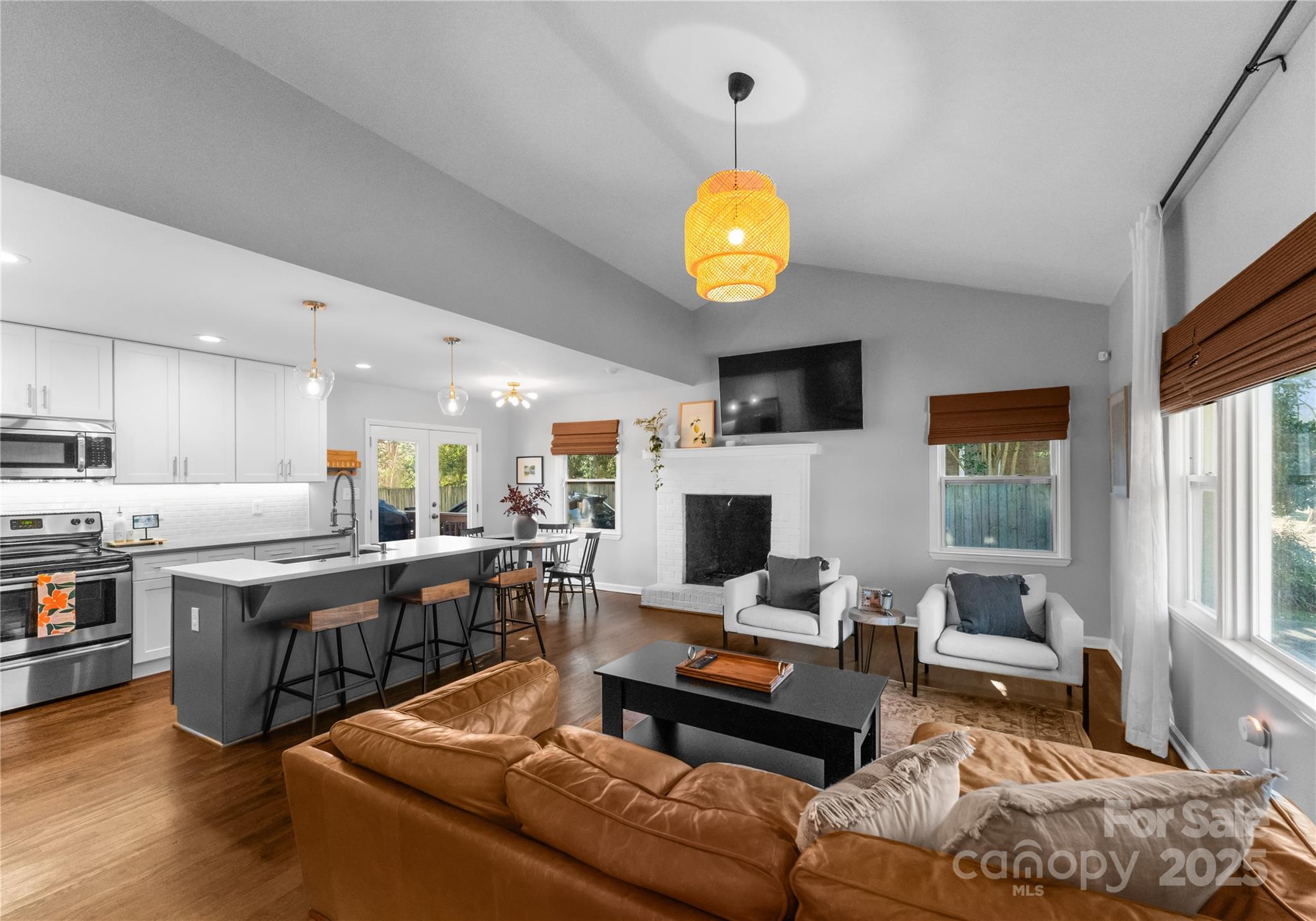 4554 Crestmont Drive