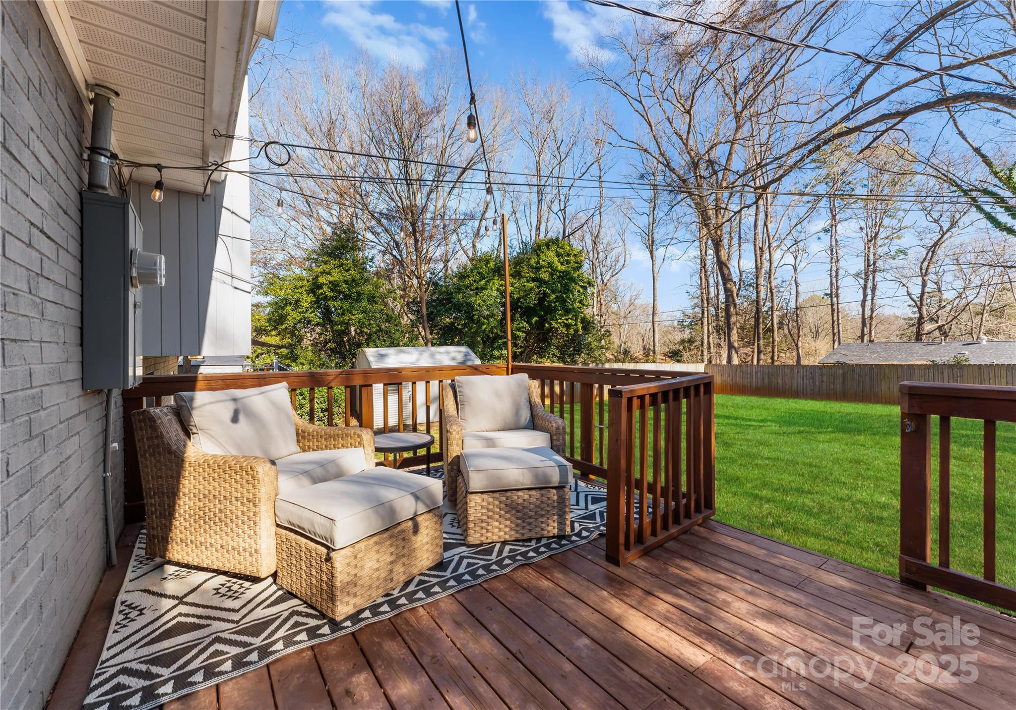 4554 Crestmont Drive