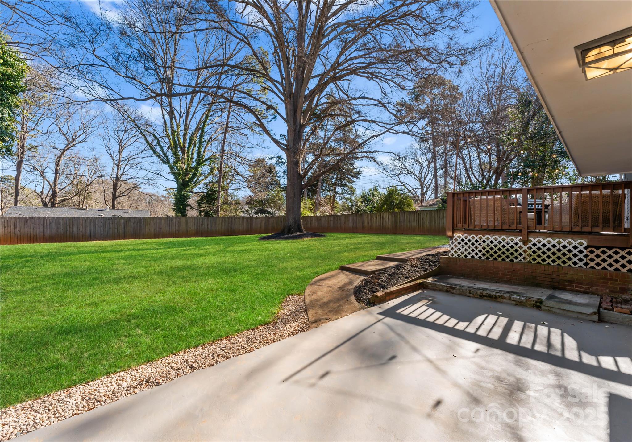 4554 Crestmont Drive