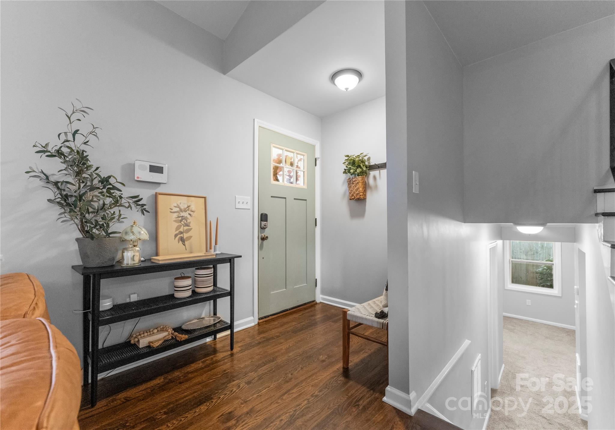 4554 Crestmont Drive
