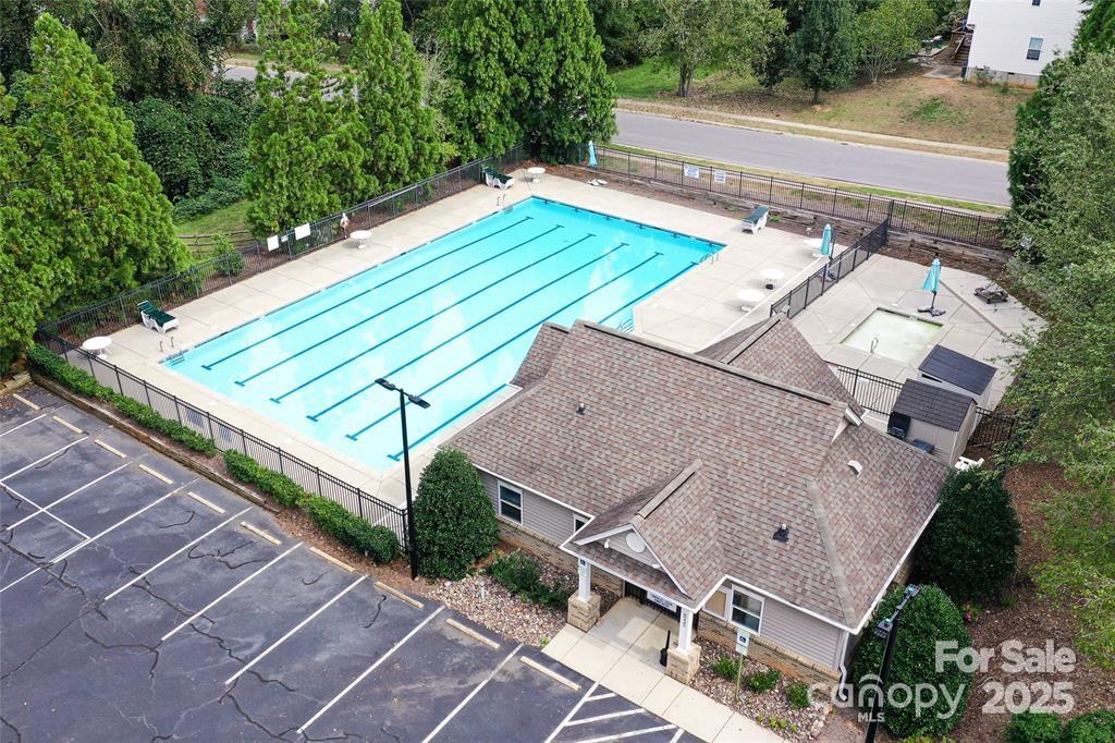 10198 Tintinhull Drive