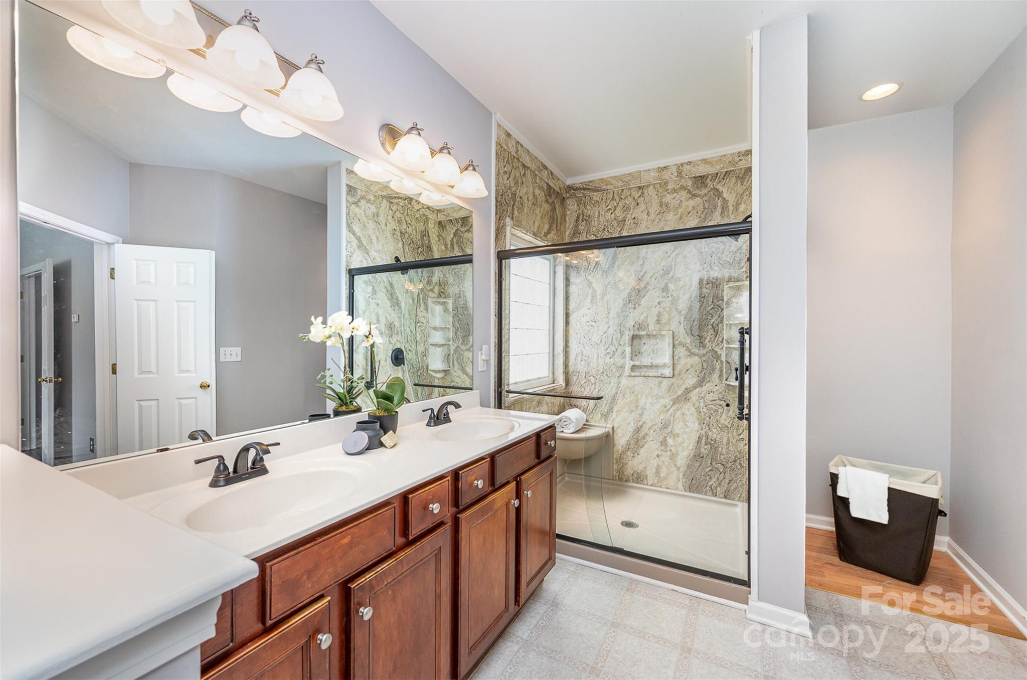 10198 Tintinhull Drive