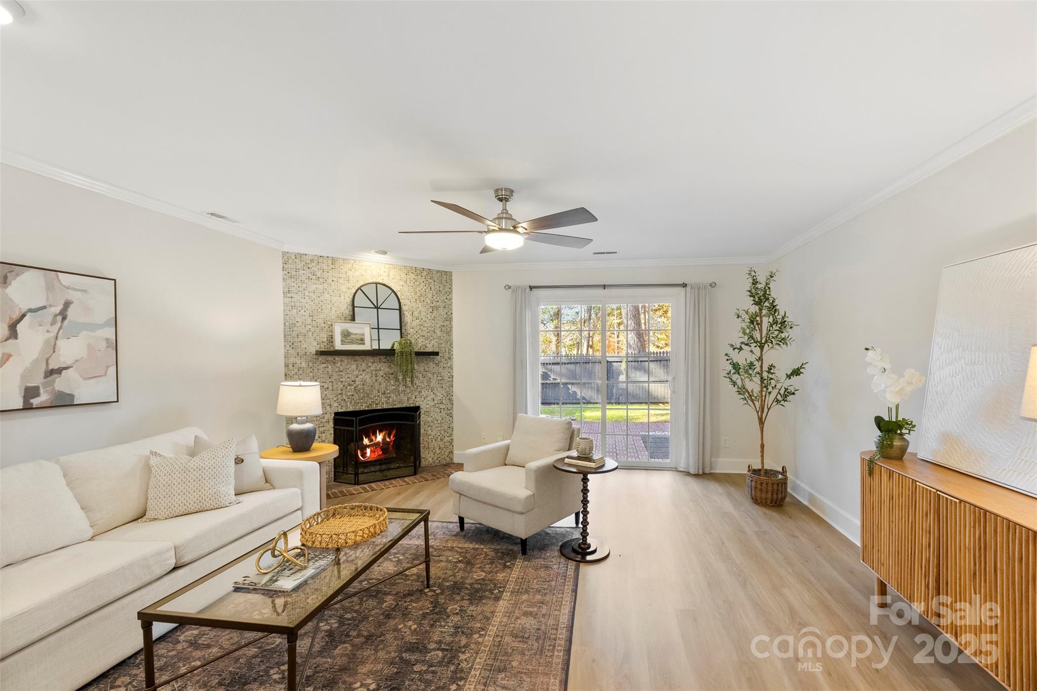 4040 Ivystone Court Unit: B