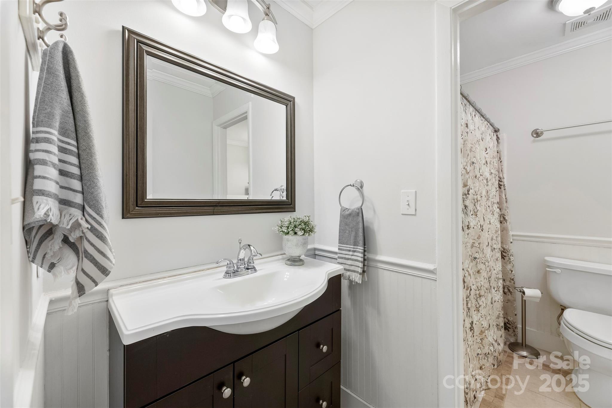 4040 Ivystone Court Unit: B