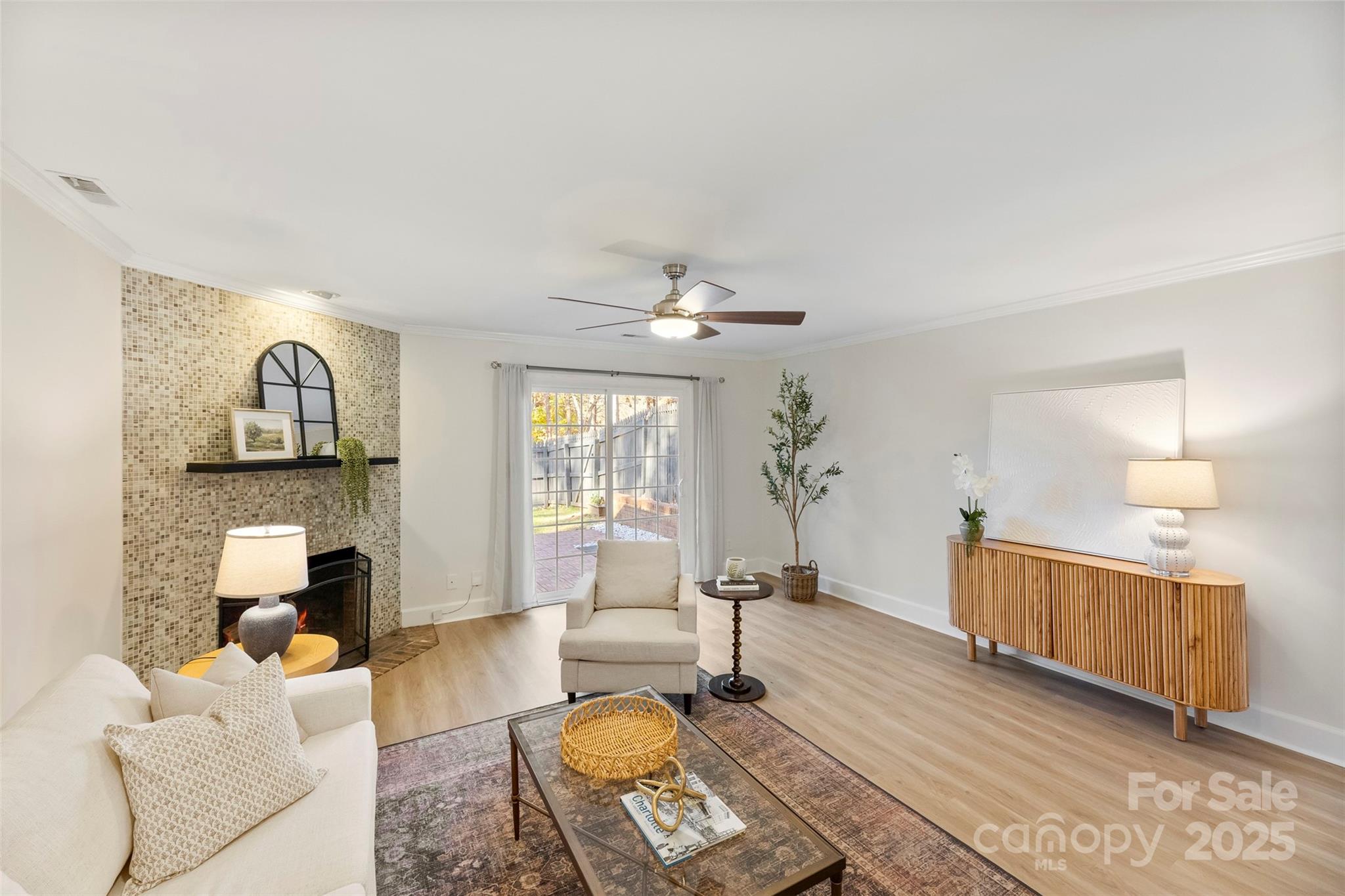 4040 Ivystone Court Unit: B