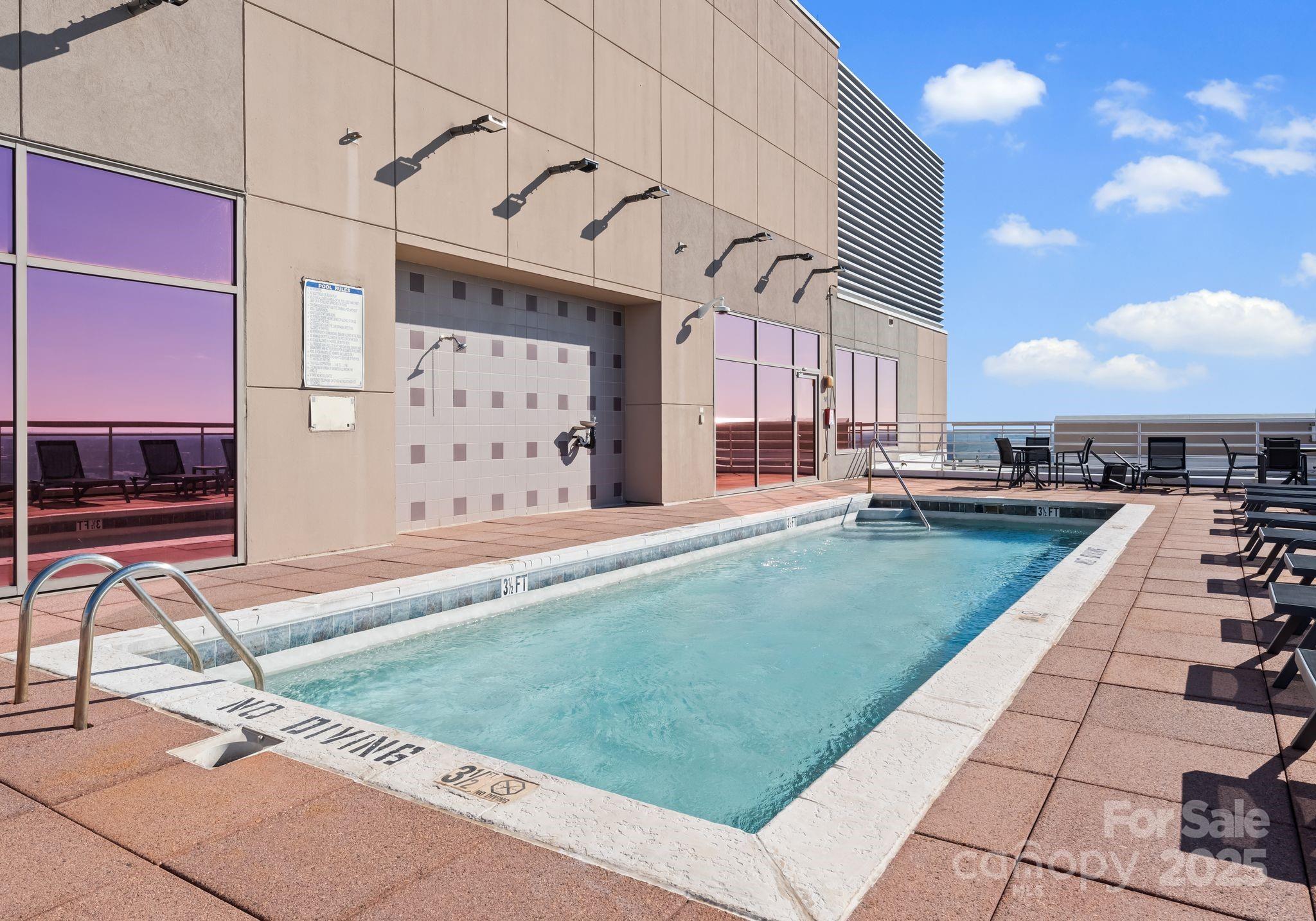 315 Arlington Avenue Unit: 1601