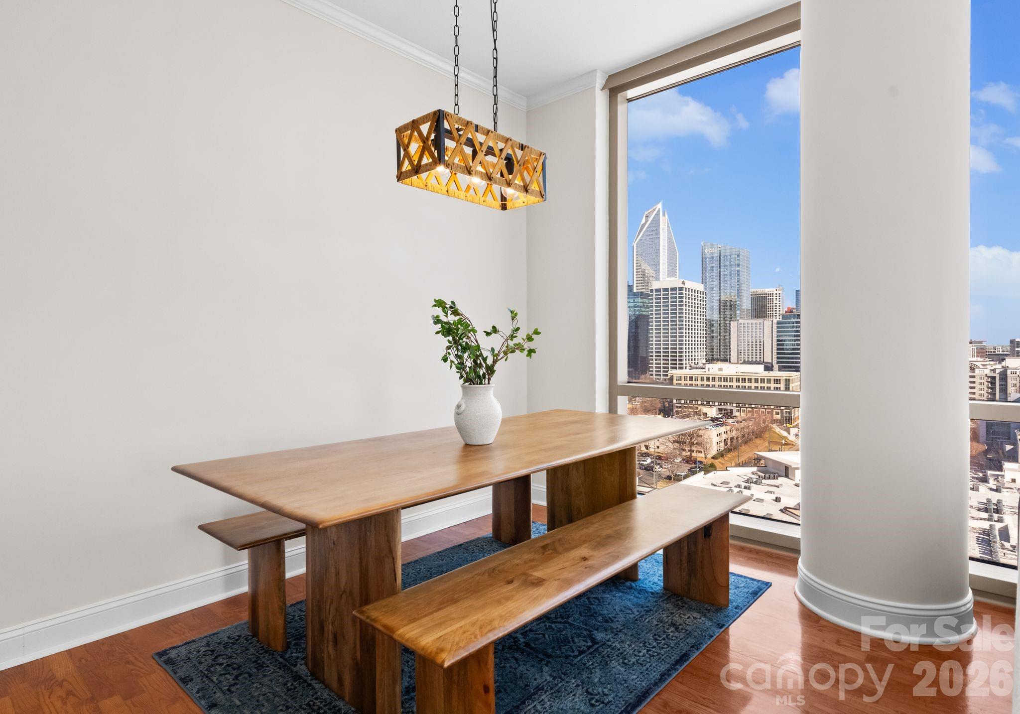 315 Arlington Avenue Unit: 1601