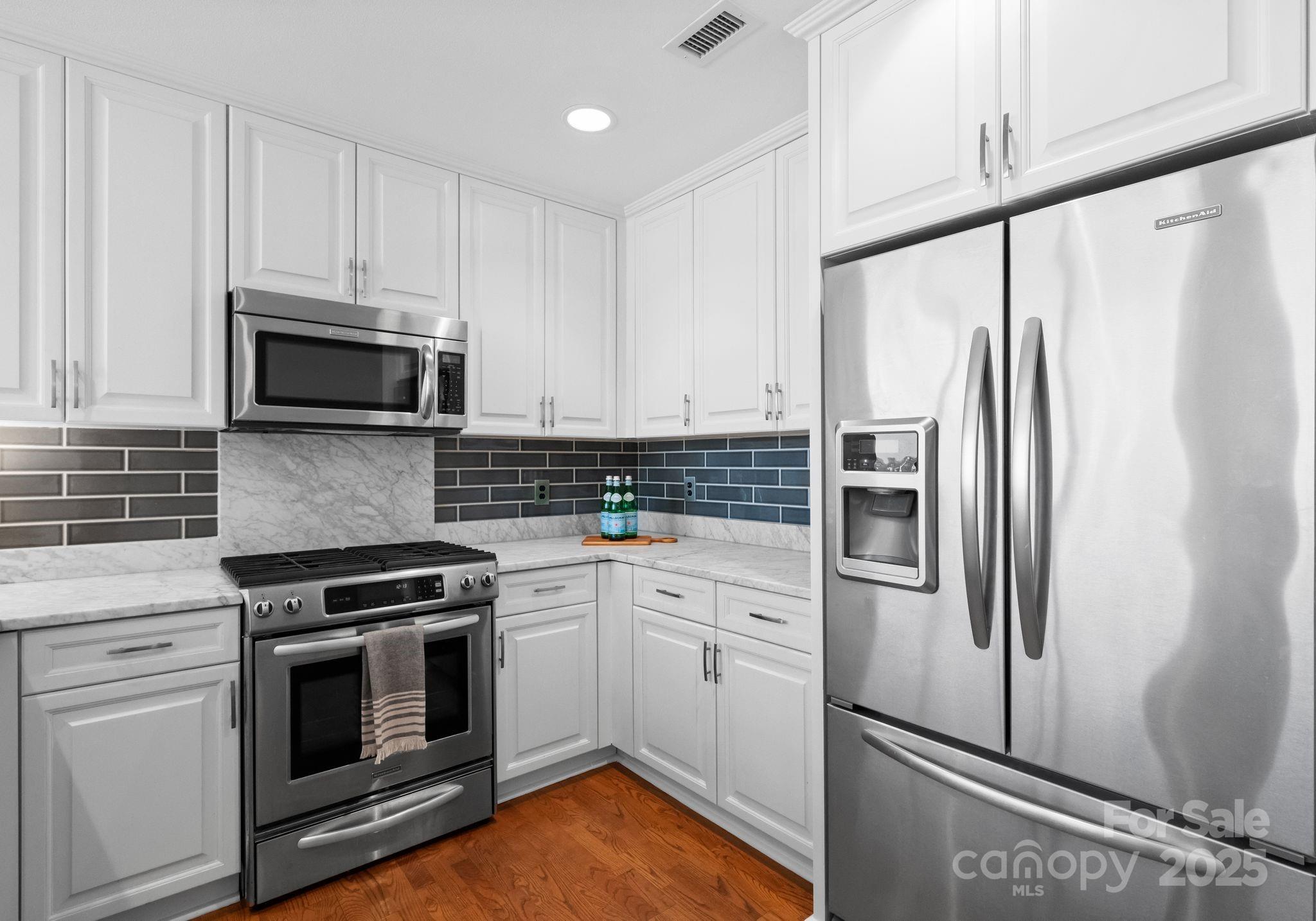 315 Arlington Avenue Unit: 1601