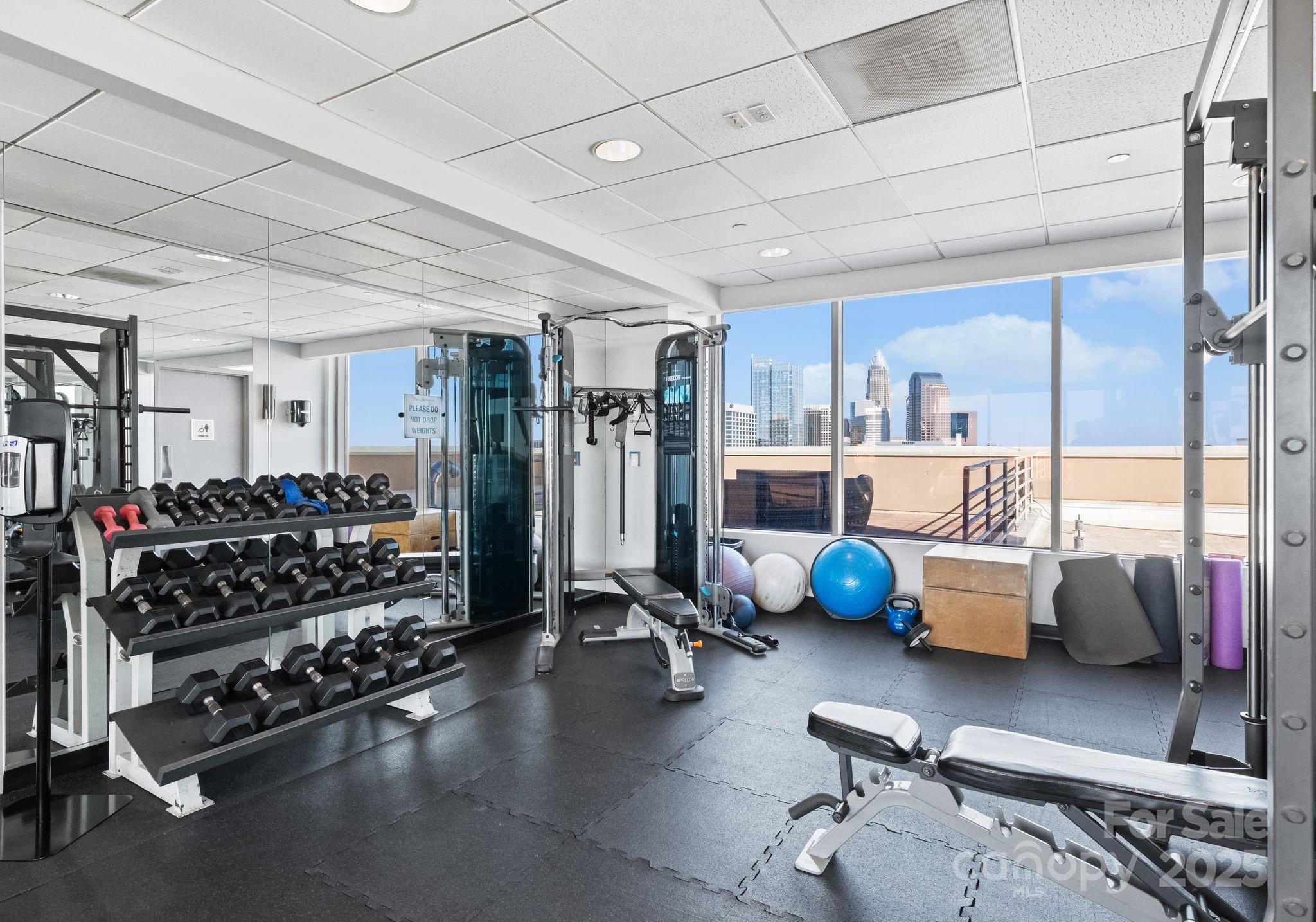 315 Arlington Avenue Unit: 1601