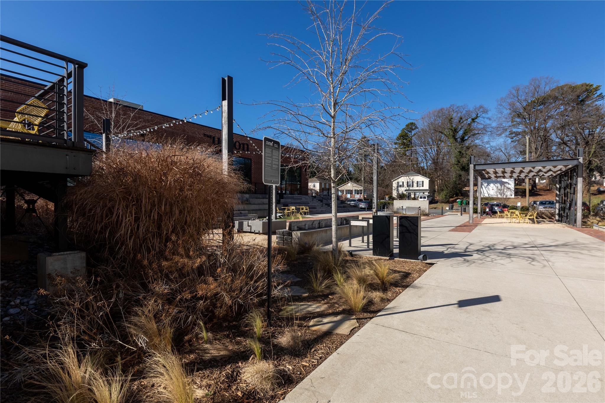 922 Berryhill Road