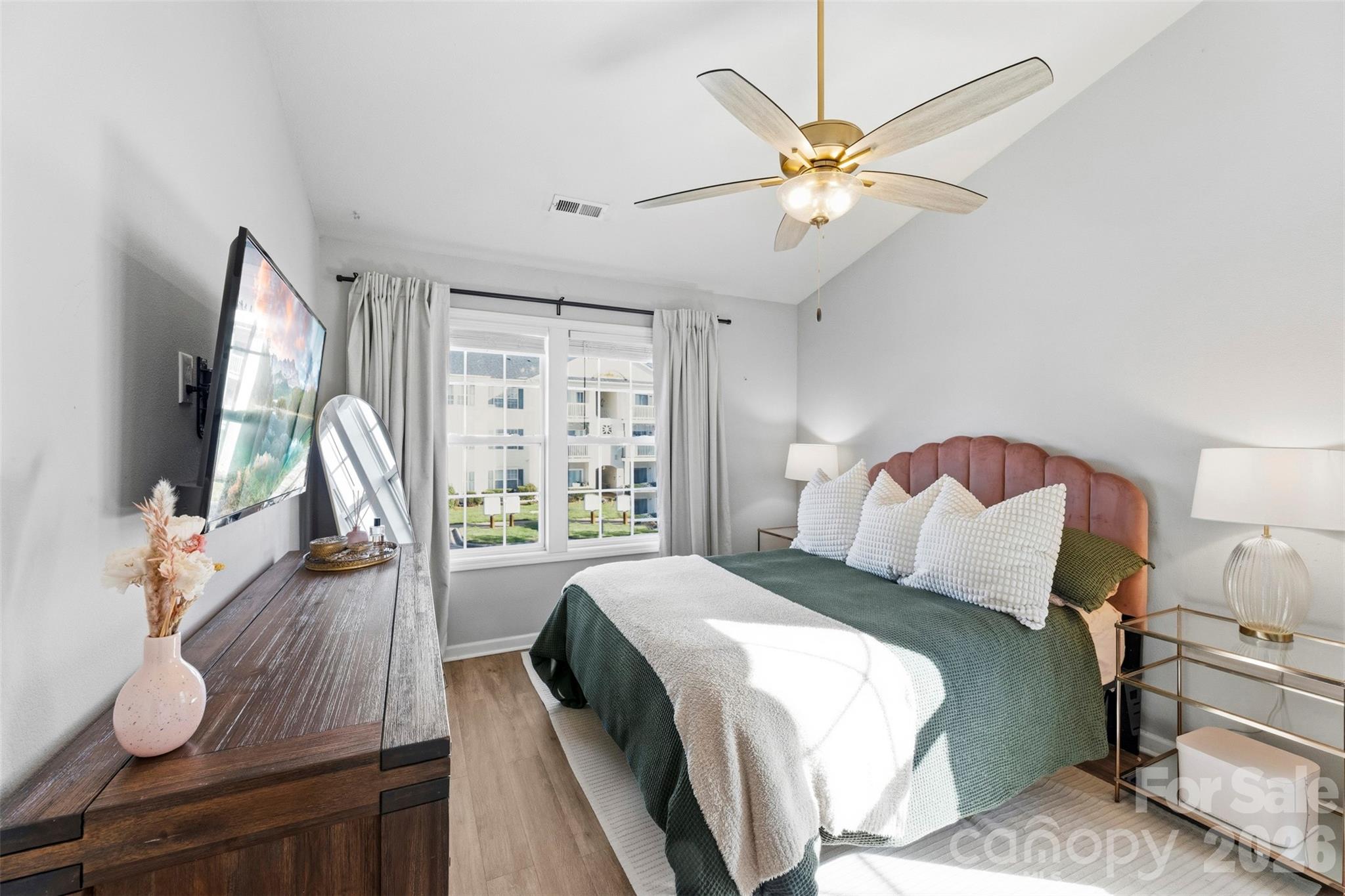 3924 Mohawk Court