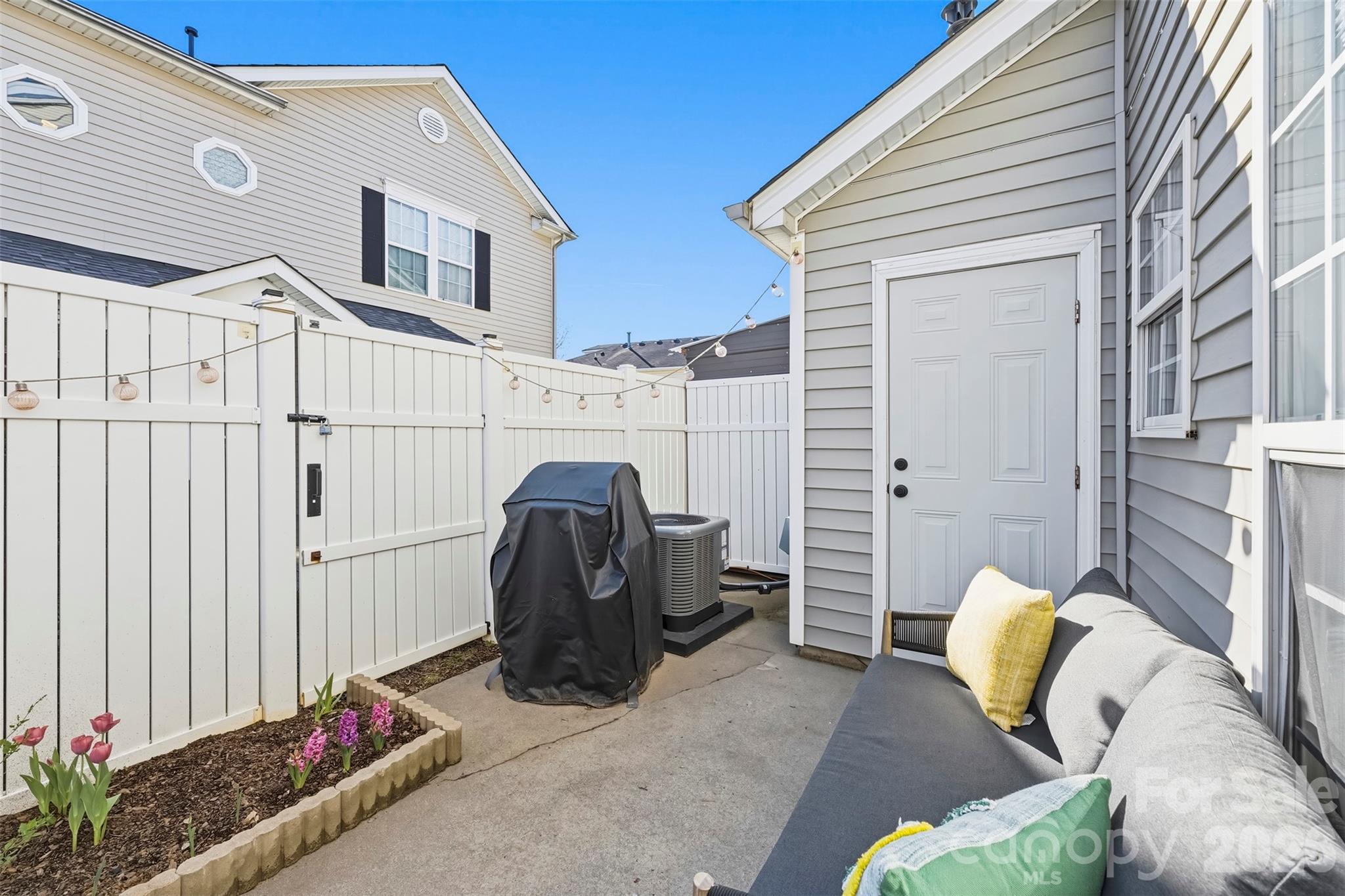 3924 Mohawk Court