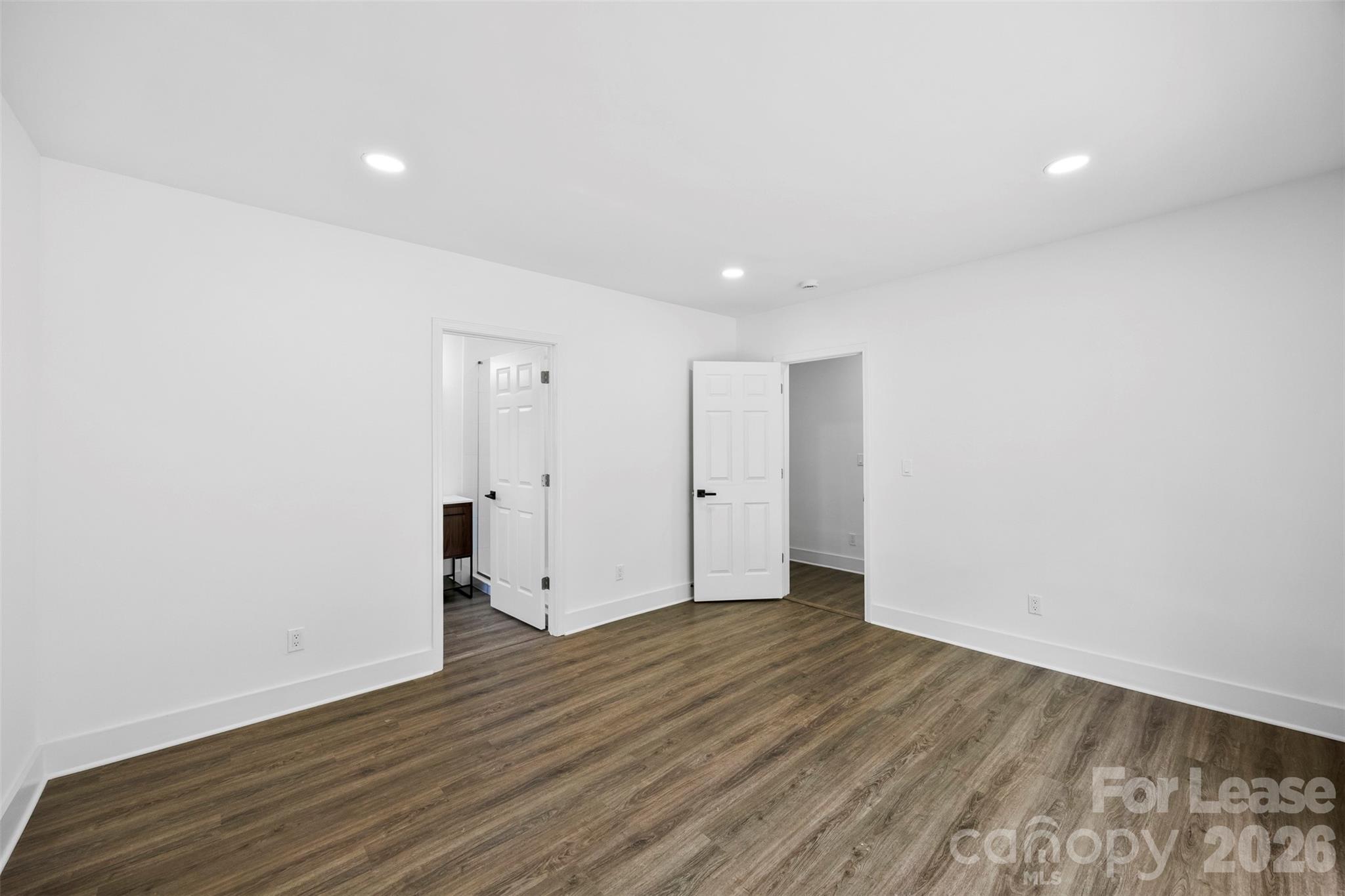2942 Reid Avenue
