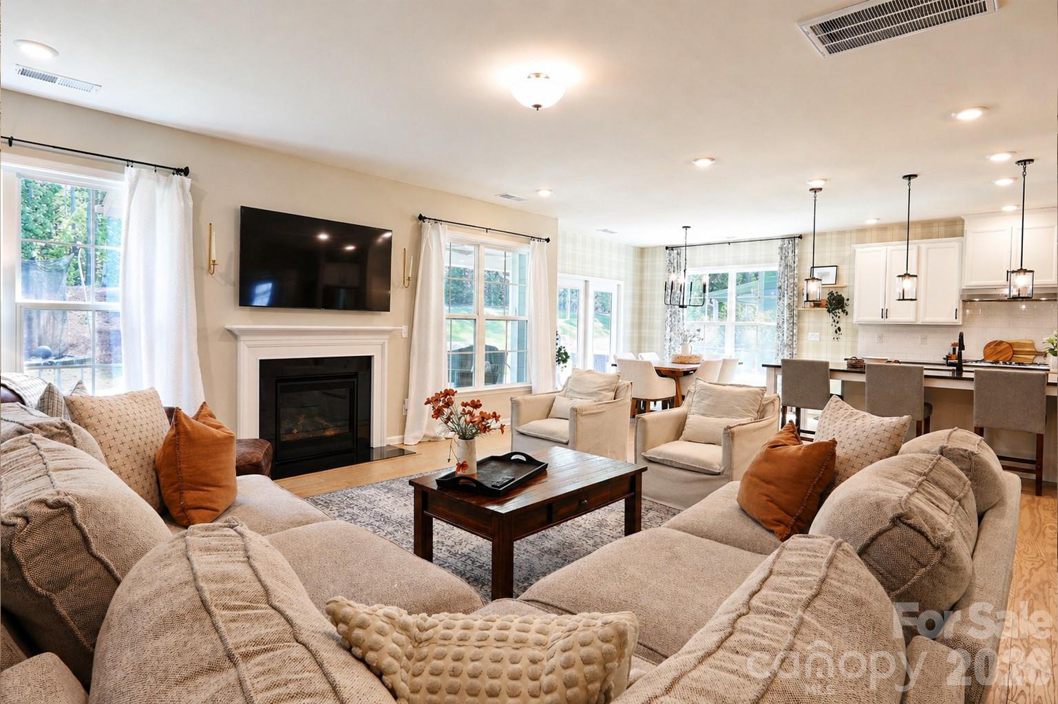 777 Yucatan Drive