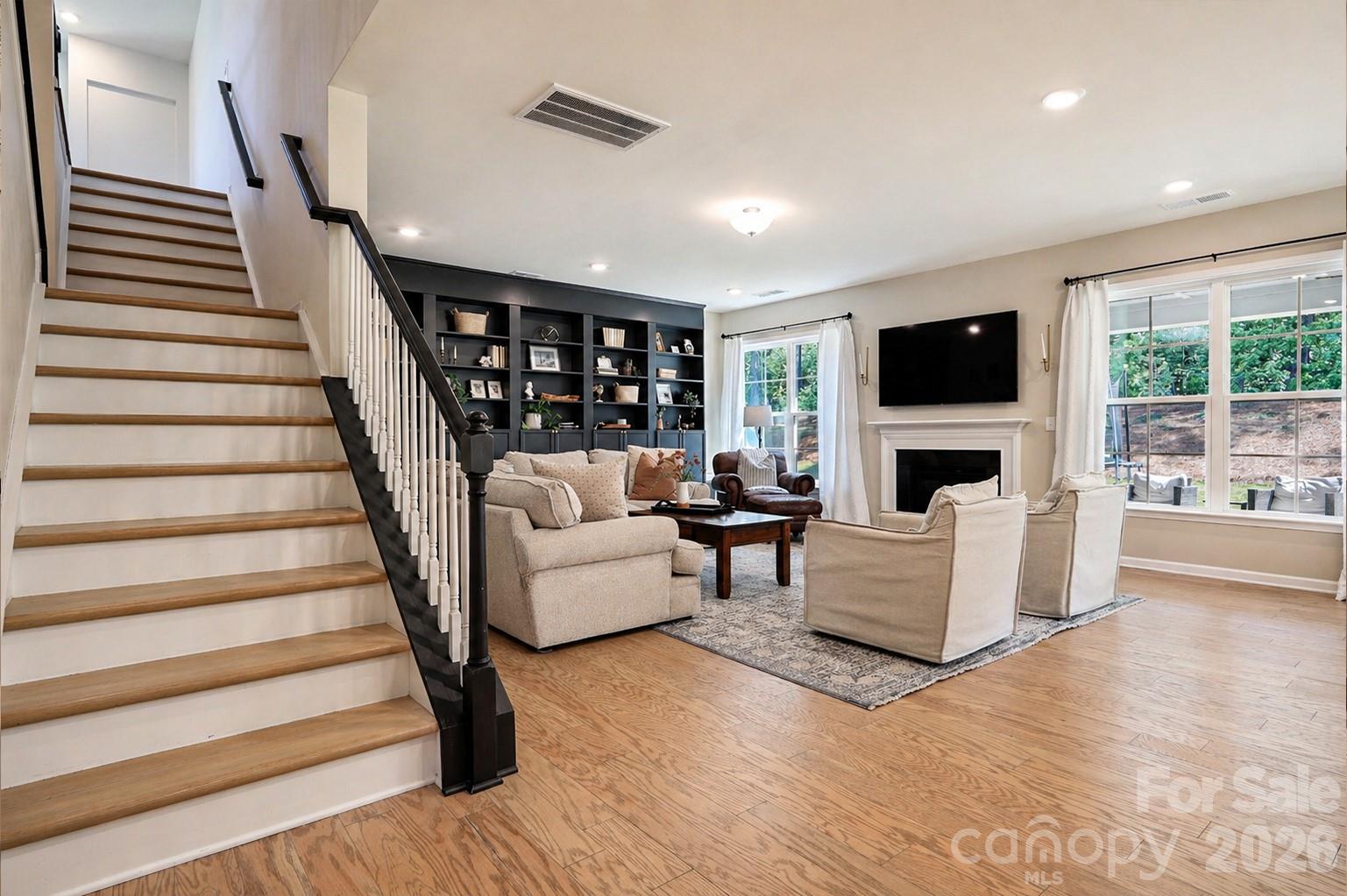 777 Yucatan Drive