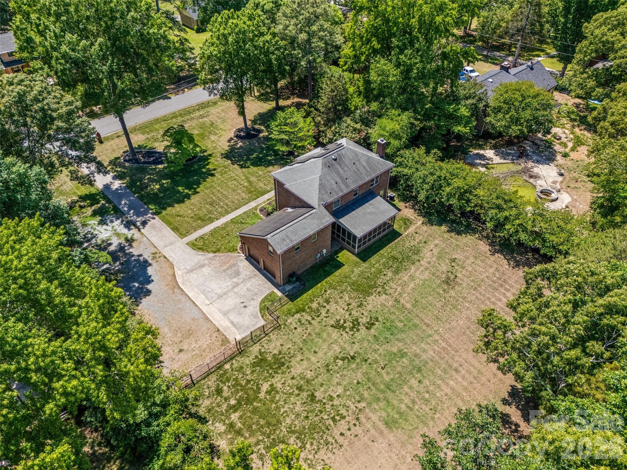 2115 E Providence Drive