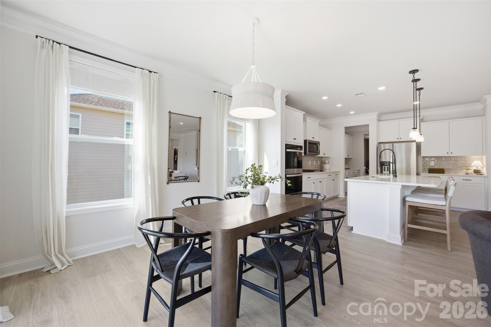 5821 Casper Drive